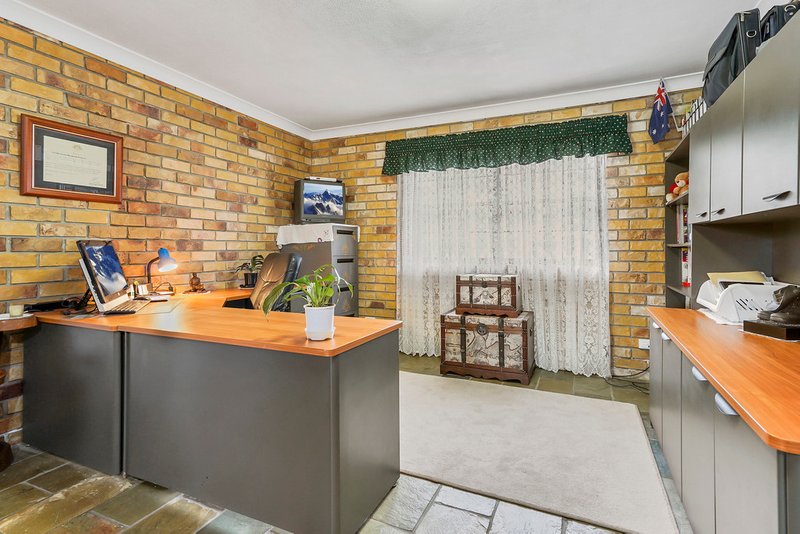 Photo - 55 Cranbrook Street, Mitchelton QLD 4053 - Image 7