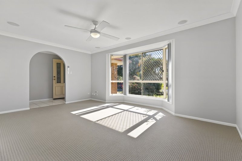 Photo - 55 Crestridge Crescent, Morayfield QLD 4506 - Image 4