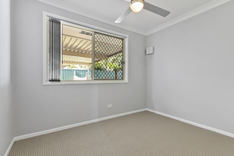 Photo - 55 Crestridge Crescent, Morayfield QLD 4506 - Image 9