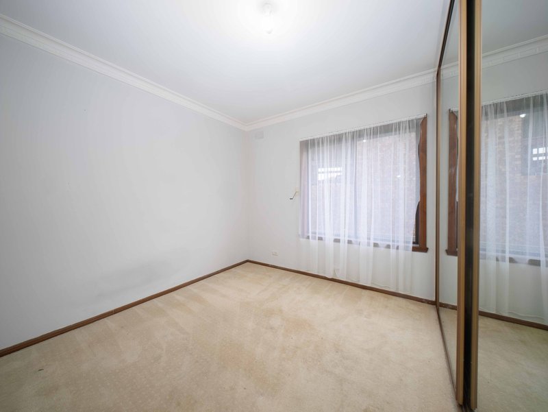 Photo - 55 Cumberland Crescent, Thomastown VIC 3074 - Image 9
