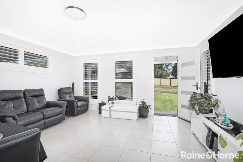 Photo - 55 Cumberteen Street, Hill Top NSW 2575 - Image 5