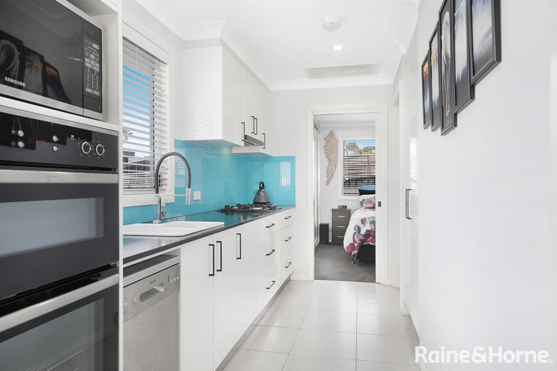 Photo - 55 Cumberteen Street, Hill Top NSW 2575 - Image 12