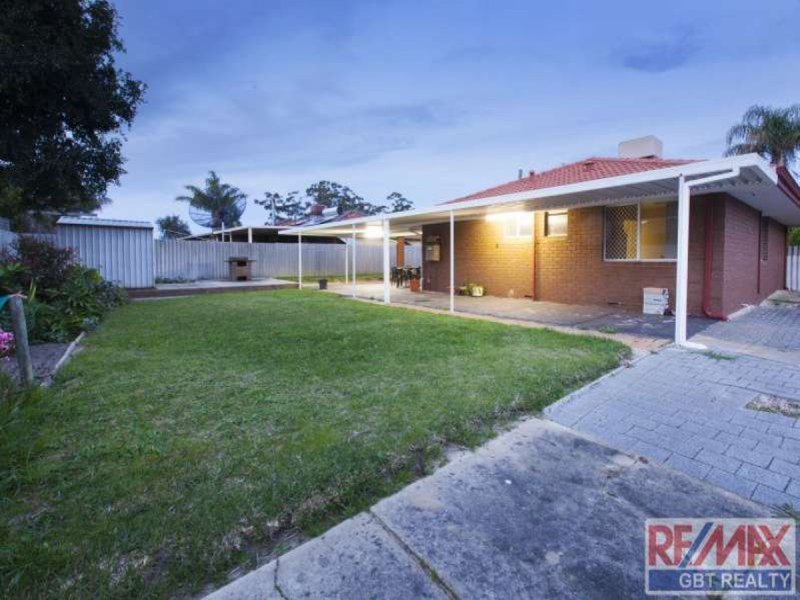 Photo - 55 Danbury Crescent, Girrawheen WA 6064 - Image 16