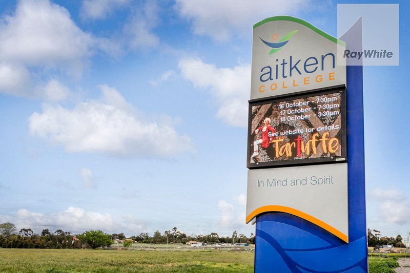 Photo - 55 Darmain Drive, Greenvale VIC 3059 - Image 6