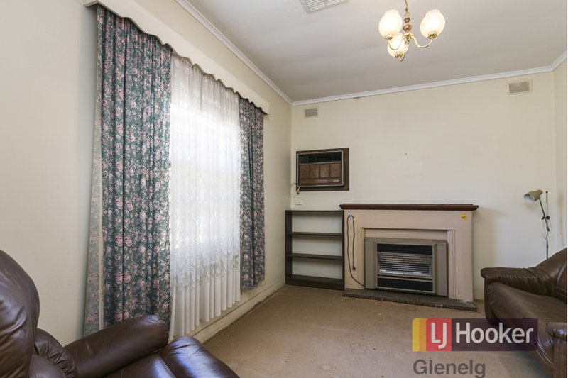 Photo - 55 Deloraine Road, Edwardstown SA 5039 - Image 3