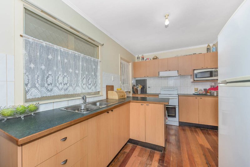 Photo - 55 Desgrand Street, Archerfield QLD 4108 - Image 3