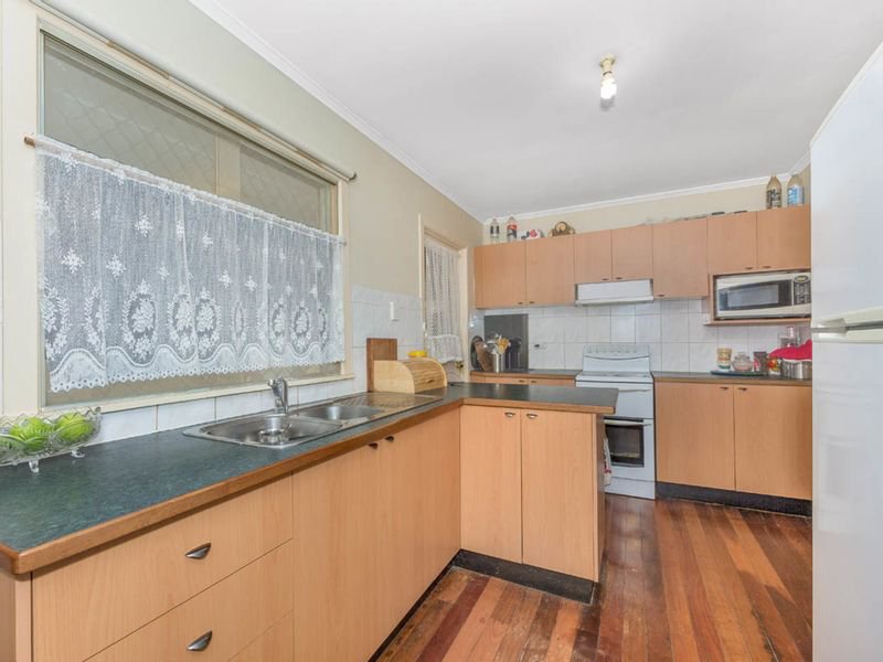 Photo - 55 Desgrand Street, Archerfield QLD 4108 - Image 2