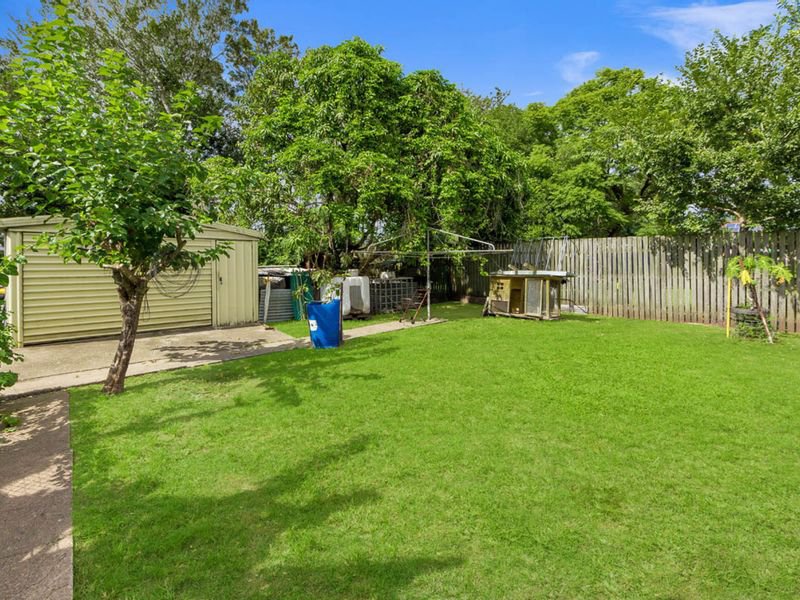 Photo - 55 Desgrand Street, Archerfield QLD 4108 - Image 6