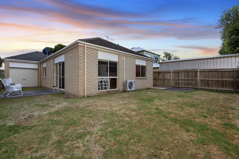 Photo - 55 Dolphin Crescent, Point Cook VIC 3030 - Image 14