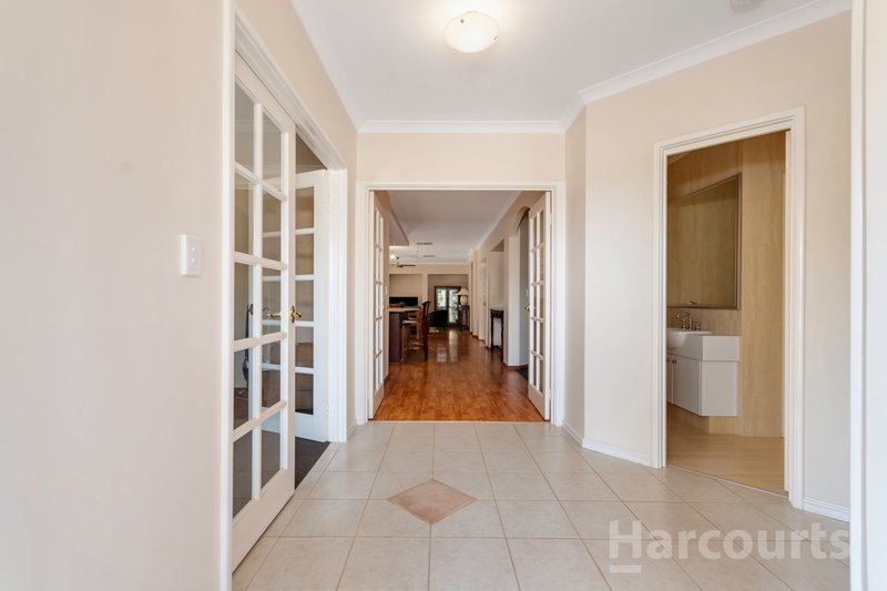 Photo - 55 Donnelly Ramble , Wanneroo WA 6065 - Image 6