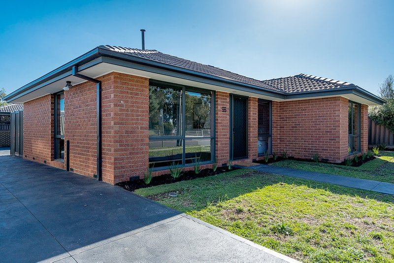 Photo - 55 Dorchester Street, Craigieburn VIC 3064 - Image 2