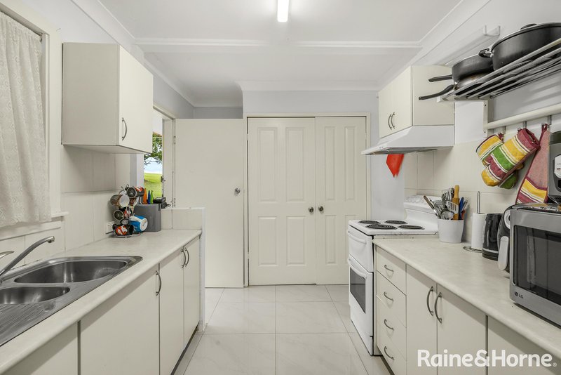 Photo - 55 Ellsworth Drive, Tregear NSW 2770 - Image 6