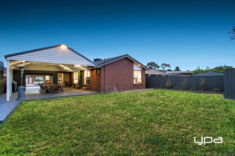 Photo - 55 Entally Drive, Albanvale VIC 3021 - Image 15