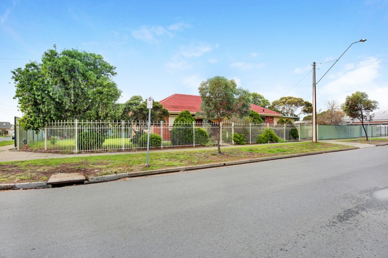 55 Essex Street, Woodville Gardens SA 5012