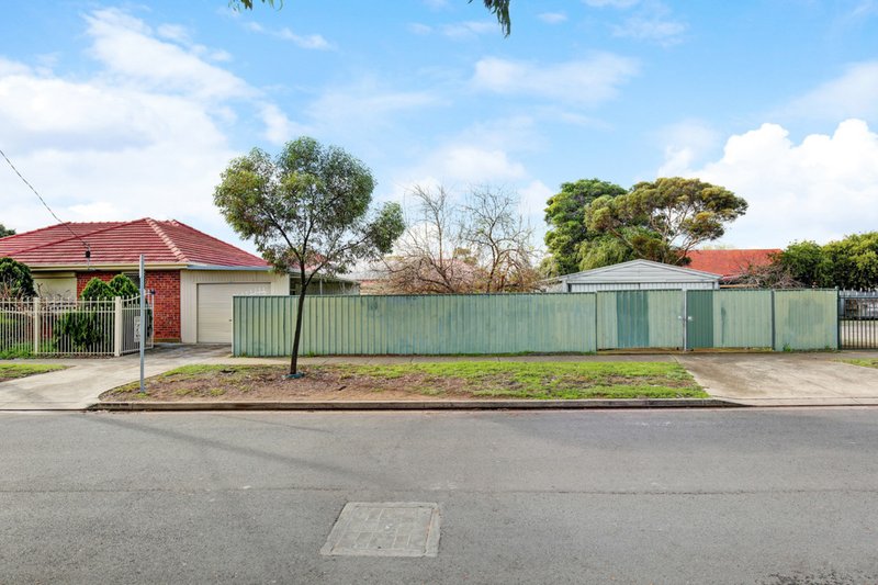 Photo - 55 Essex Street, Woodville Gardens SA 5012 - Image 5