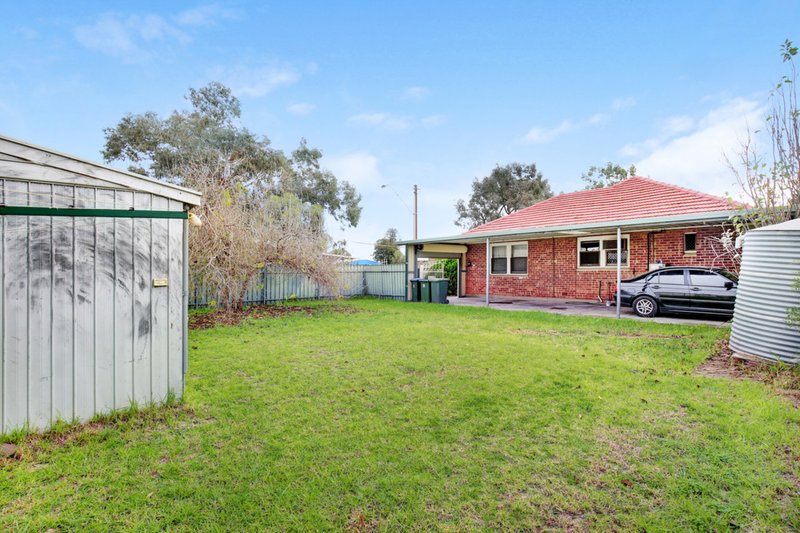 Photo - 55 Essex Street, Woodville Gardens SA 5012 - Image 16