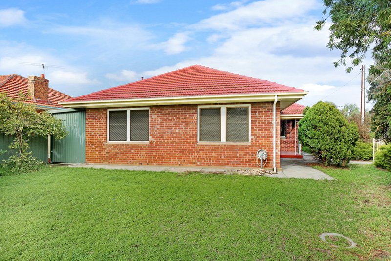 Photo - 55 Essex Street, Woodville Gardens SA 5012 - Image 17