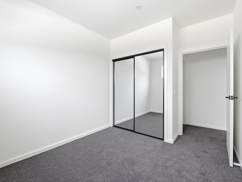 Photo - 55 Everbloom Crescent, Tarneit VIC 3029 - Image 10
