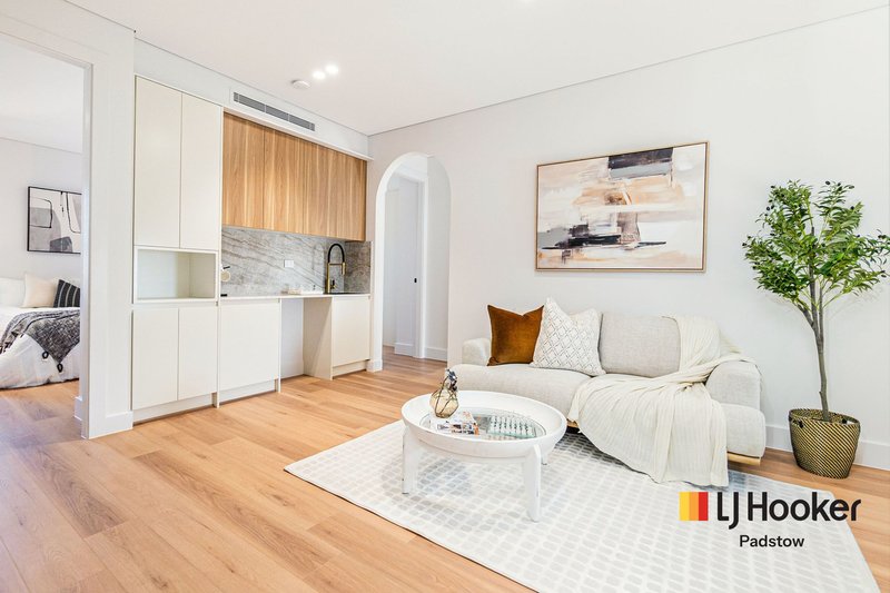Photo - 55 Eynham Road, Milperra NSW 2214 - Image 6