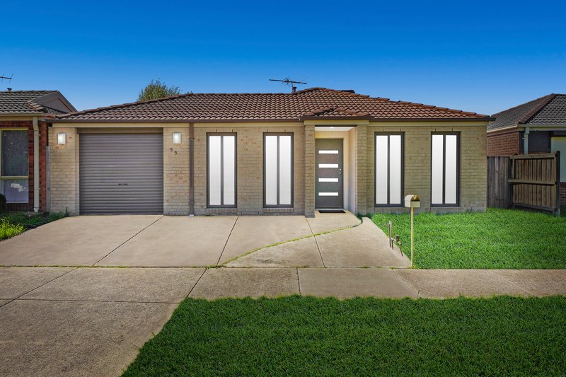 55 Fallingwater Drive, Pakenham VIC 3810