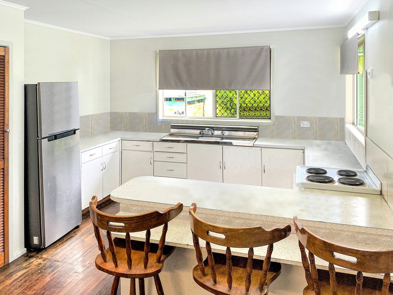Photo - 55 First Avenue, Kingaroy QLD 4610 - Image 2