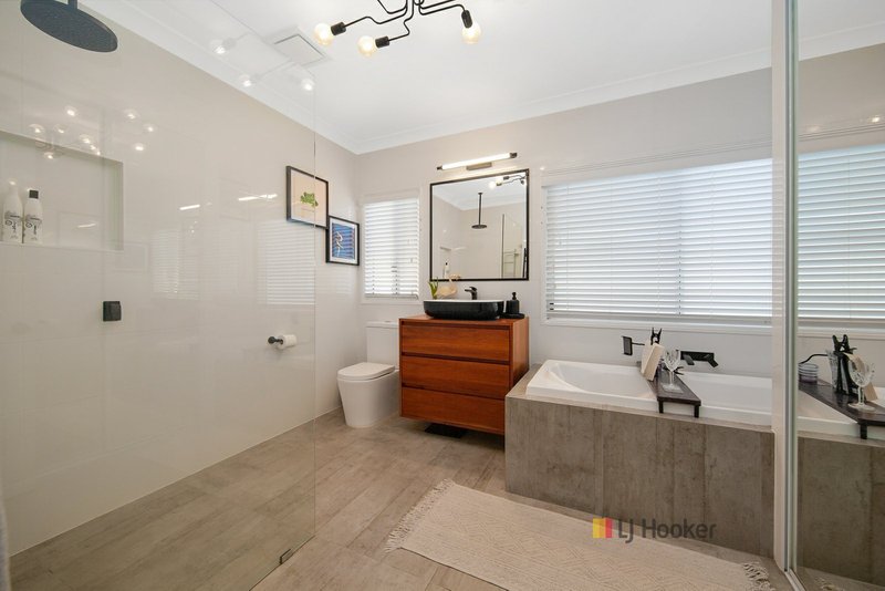 Photo - 55 Georgina Avenue, Gorokan NSW 2263 - Image 8