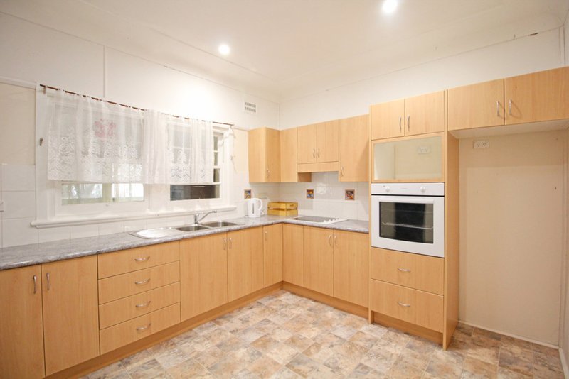 Photo - 55 Gilbert Street, Cabramatta NSW 2166 - Image 4