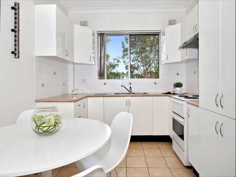Photo - 5/5 Gilmore Street, West Wollongong NSW 2500 - Image 3