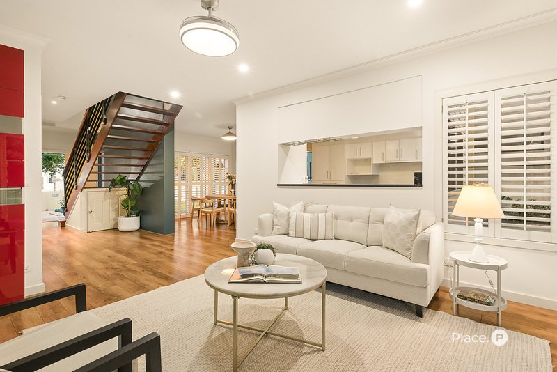 Photo - 55 Glenwood Street, Chelmer QLD 4068 - Image 3
