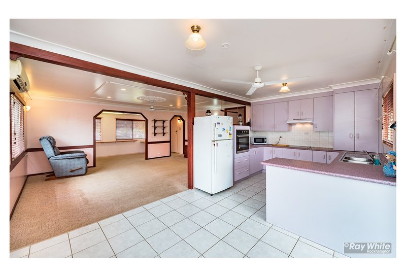 Photo - 55 Gray Street, Park Avenue QLD 4701 - Image 4