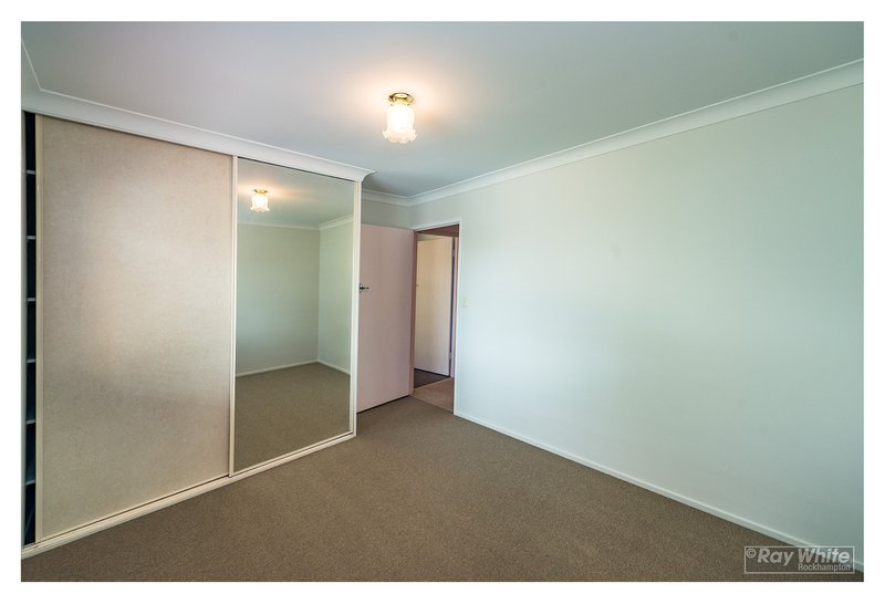 Photo - 55 Gray Street, Park Avenue QLD 4701 - Image 15