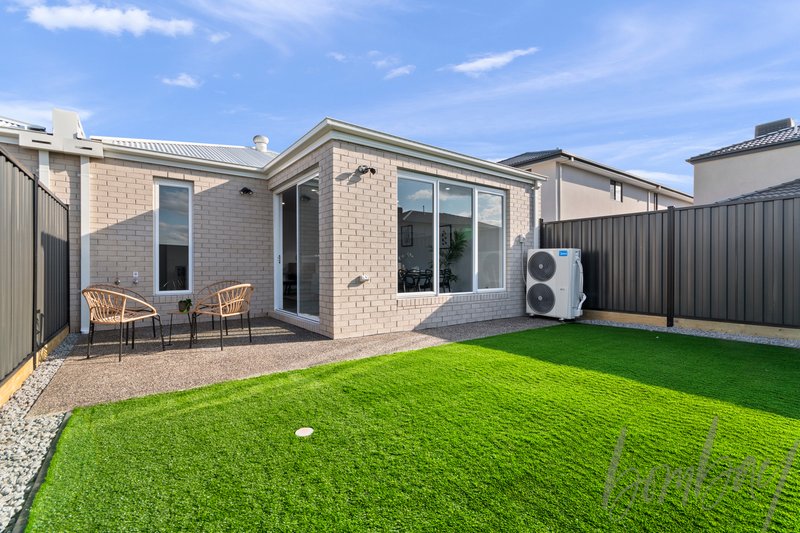 Photo - 55 Haystack Drive, Wollert VIC 3750 - Image 16