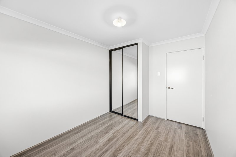 Photo - 55 Hazelgrove Crescent, Millbridge WA 6232 - Image 17