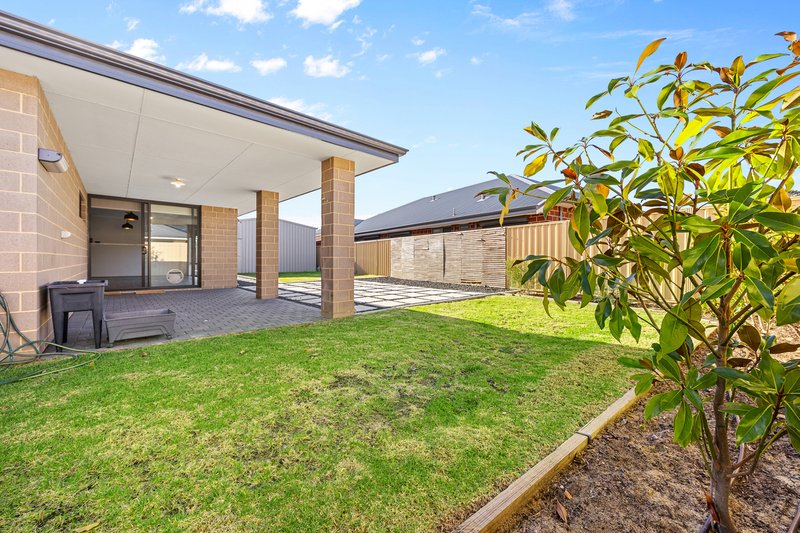 Photo - 55 Hazelgrove Crescent, Millbridge WA 6232 - Image 24
