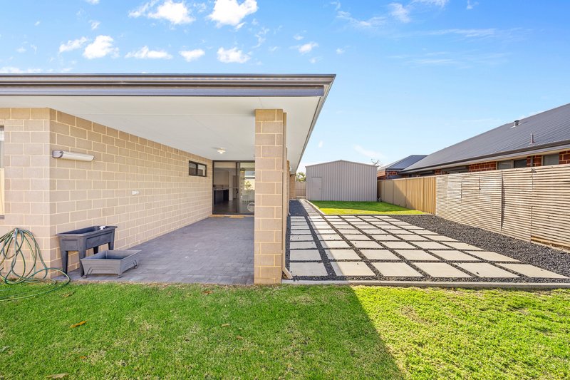 Photo - 55 Hazelgrove Crescent, Millbridge WA 6232 - Image 29