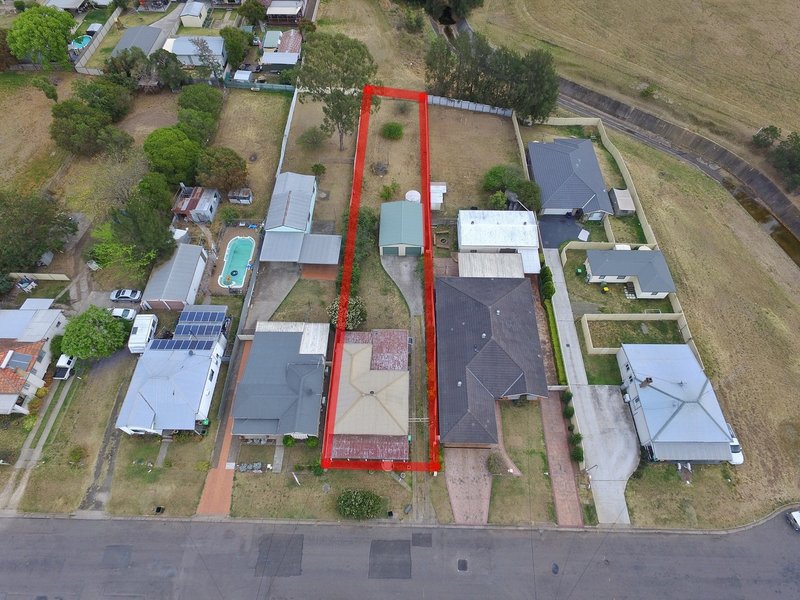 Photo - 55 Hickey Street, Cessnock NSW 2325 - Image 4