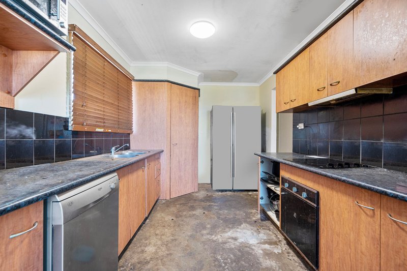 Photo - 55 High Street, Bundamba QLD 4304 - Image 5