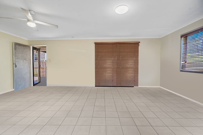 Photo - 55 High Street, Bundamba QLD 4304 - Image 6