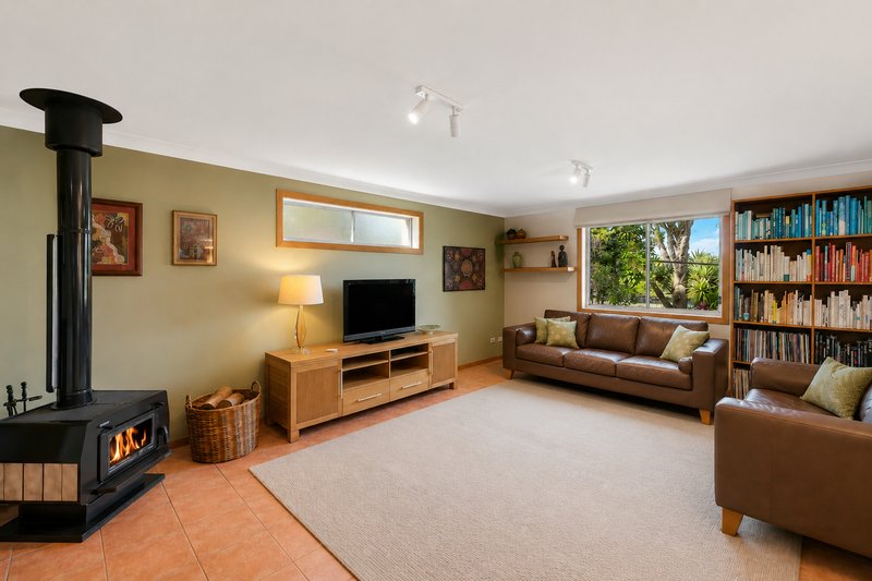 Photo - 55 High Street, Saratoga NSW 2251 - Image 3