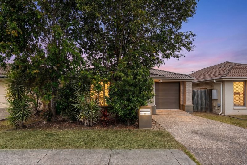 Photo - 55 Huntley Crescent, Redbank Plains QLD 4301 - Image 1