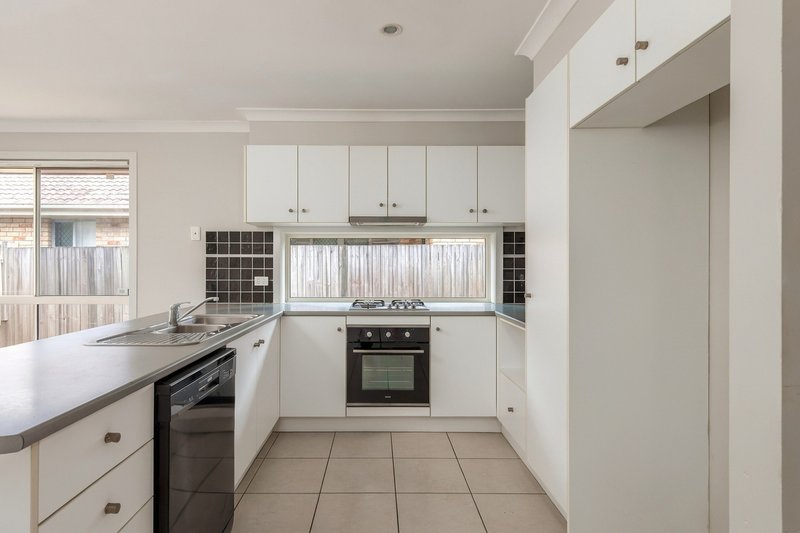 Photo - 55 Huntley Crescent, Redbank Plains QLD 4301 - Image 3