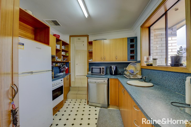 Photo - 55 Hyman Street, Tamworth NSW 2340 - Image 6