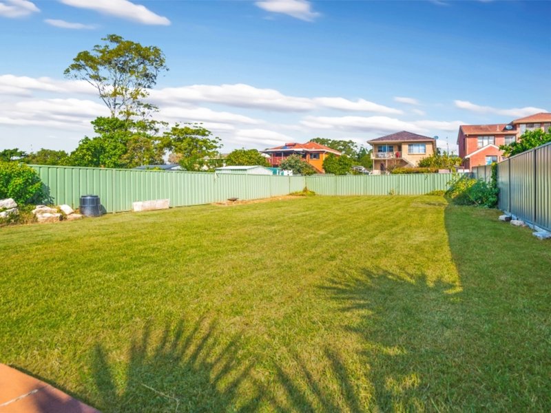 55 Illowra Crescent, Primbee NSW 2502