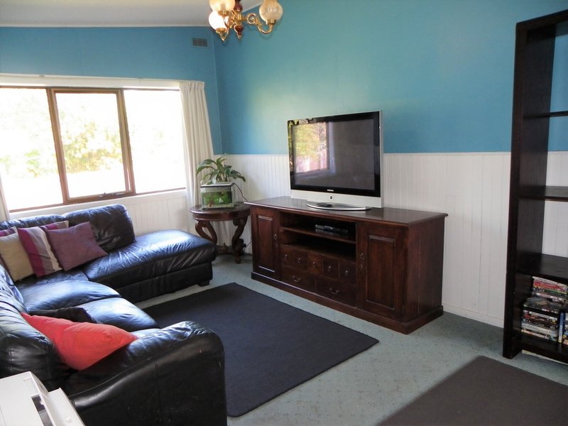 Photo - 55 Inglis Street, Wynyard TAS 7325 - Image 6