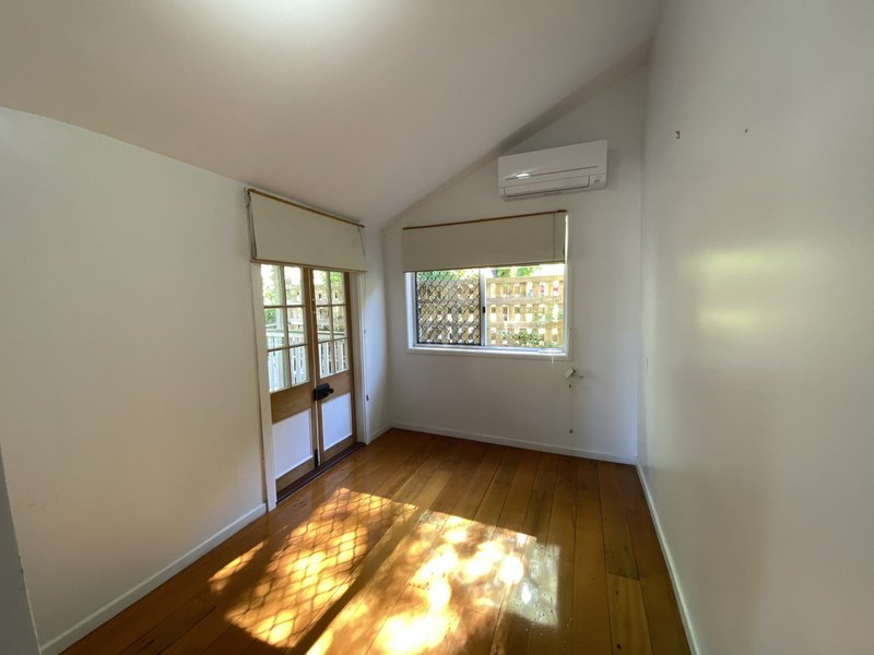 Photo - 55 Ipswich Street, Esk QLD 4312 - Image 6