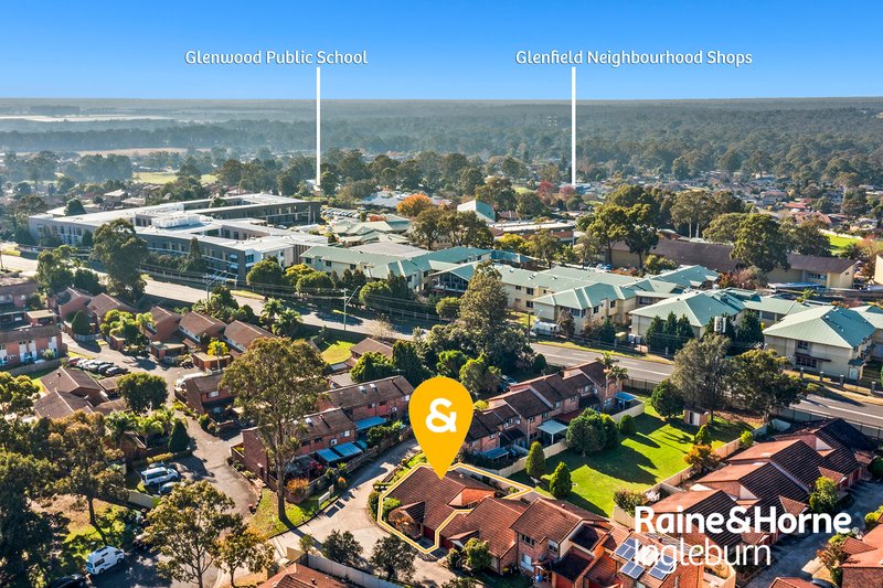 Photo - 5/5 Jacquinot Place, Glenfield NSW 2167 - Image 11