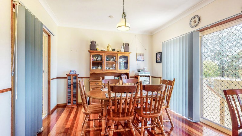 Photo - 55 Janice Court, Blackbutt QLD 4314 - Image 9