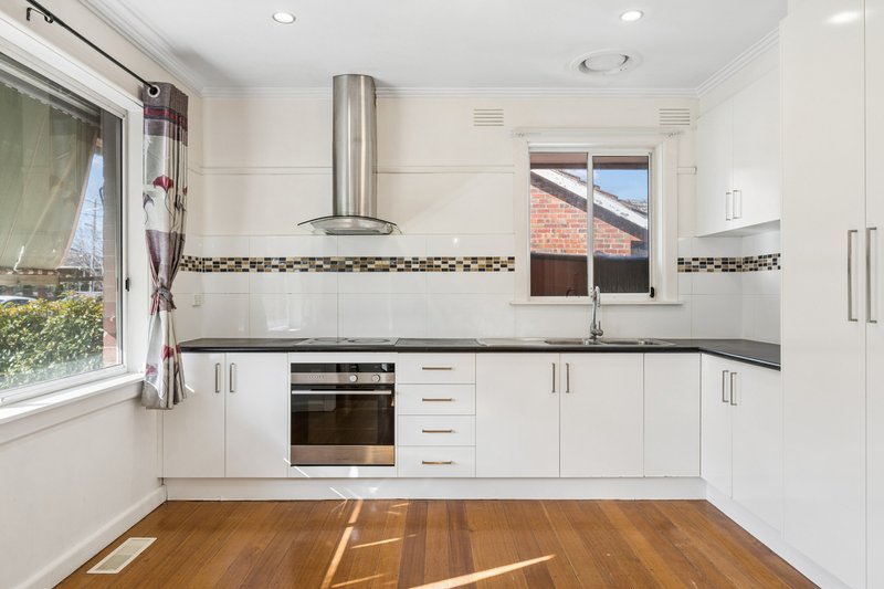 Photo - 55 Jensen Road, Preston VIC 3072 - Image 3