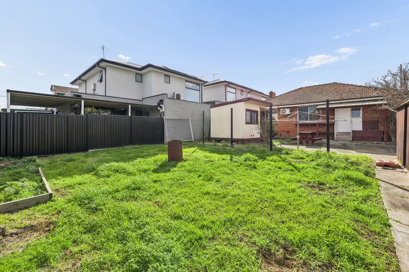 Photo - 55 Jensen Road, Preston VIC 3072 - Image 9
