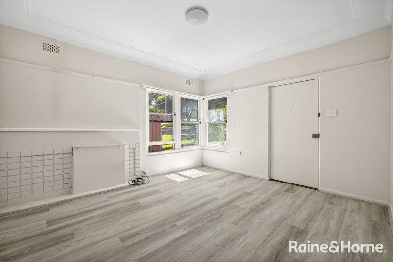 Photo - 55 Junee Crescent, Kingsgrove NSW 2208 - Image 2